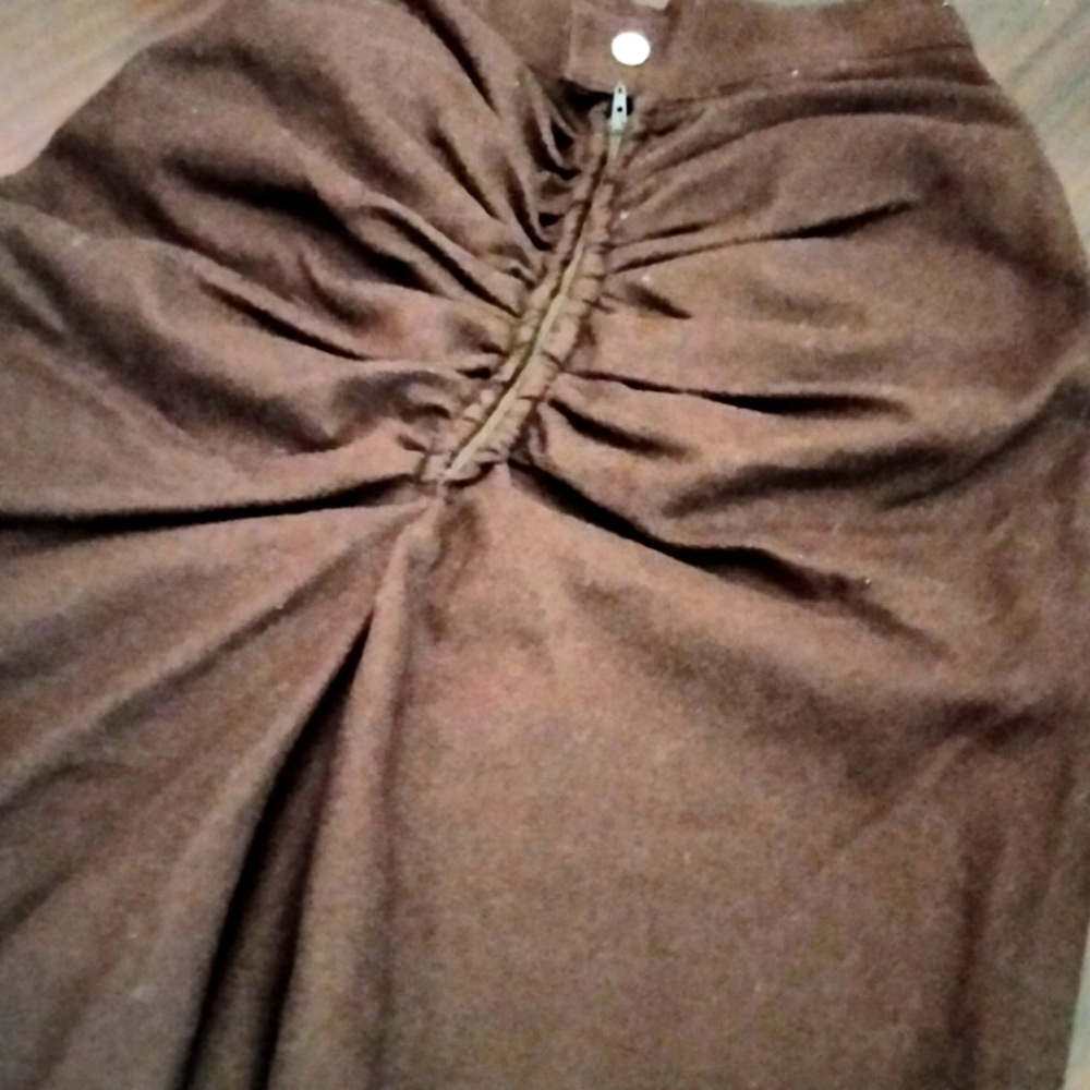 80's Vintage does Cyberpunk saloon. Bustle back pleated fluted skirt. 100% Wool
